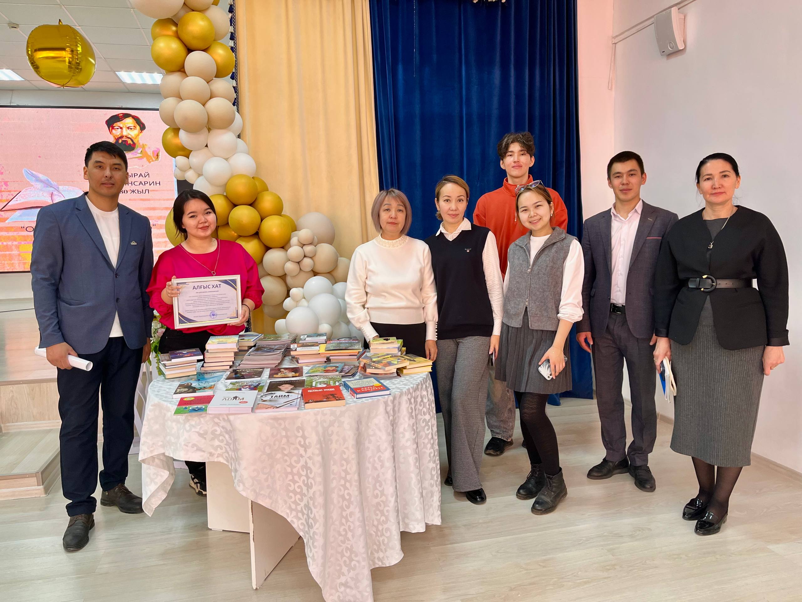 Более 100 книг вручены библиотеке №68 школы имени Ж. Ташенова